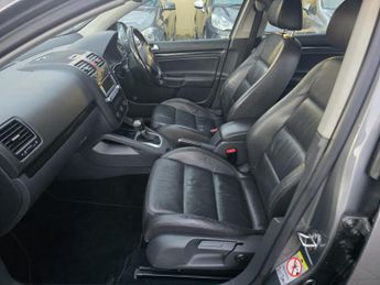 Volkswagen Golf 2.0 TDI DPF GT Hatchback 5dr Diesel DSG (169 g/km, 168 bhp)