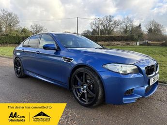 BMW M5 4.4 V8 DCT Euro 6 (s/s) 4dr