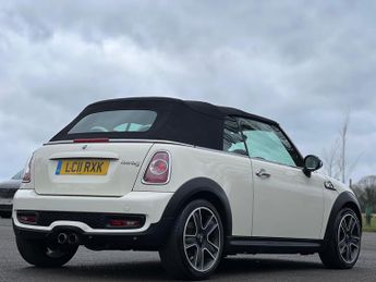 MINI Convertible 1.6 Cooper S Steptronic Euro 5 2dr