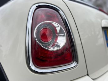 MINI Convertible 1.6 Cooper S Steptronic Euro 5 2dr