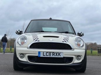 MINI Convertible 1.6 Cooper S Steptronic Euro 5 2dr