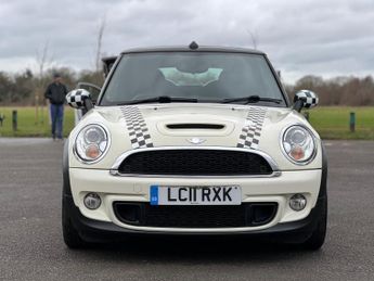 MINI Convertible 1.6 Cooper S Steptronic Euro 5 2dr