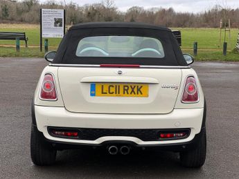 MINI Convertible 1.6 Cooper S Steptronic Euro 5 2dr