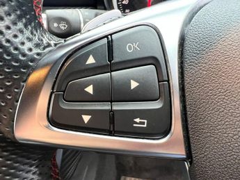 Mercedes-Benz A Class 1.5 A180d AMG Line (Premium) 7G-DCT Euro 6 (s/s) 5dr