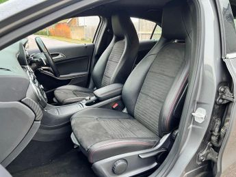 Mercedes-Benz A Class 1.5 A180d AMG Line (Premium) 7G-DCT Euro 6 (s/s) 5dr