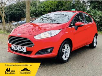 Ford Fiesta 1.0T EcoBoost Zetec Euro 5 (s/s) 5dr