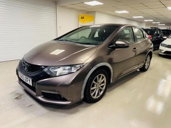 Honda Civic 1.8 i-VTEC ES Euro 5 (s/s) 5dr