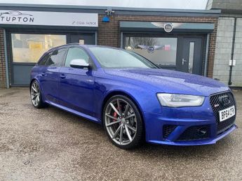 Audi RS4 4.2 FSI V8 S Tronic quattro Euro 5 5dr