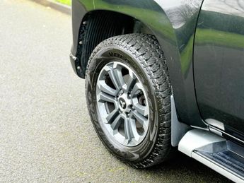 Mitsubishi L200 2.2 DI-D DC Barbarian X Auto 4WD Euro 6 (s/s) 4dr