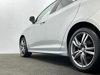 Alfa Romeo Giulietta 1.4 TB MultiAir Exclusive TCT Euro 6 (s/s) 5dr