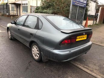 Toyota Corolla 1.6 Executive 5dr