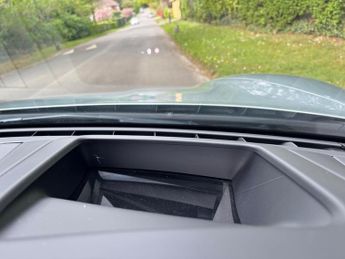 Porsche Taycan Performance Plus 93.4kWh Turbo Auto 4WD 4dr