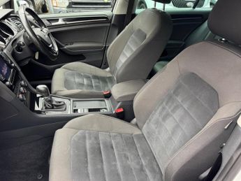 Volkswagen Golf 2.0 TDI BlueMotion Tech GT DSG Euro 5 (s/s) 5dr
