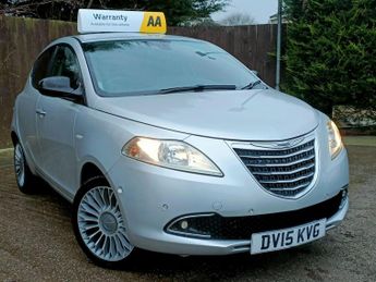 Chrysler Ypsilon 0.9 TwinAir Platinum Euro 6 (s/s) 5dr