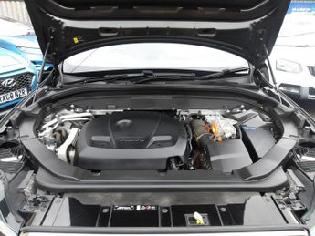 Volvo XC60 2.0h T8 Recharge 11.6kWh Inscription Pro Auto AWD Euro 6 (s/s) 5