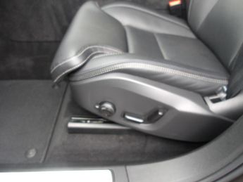 Volvo XC60 2.0h T8 Recharge 11.6kWh Inscription Pro Auto AWD Euro 6 (s/s) 5
