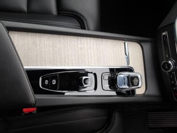Volvo XC60 2.0h T8 Recharge 11.6kWh Inscription Pro Auto AWD Euro 6 (s/s) 5