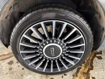 Fiat 500 1.0 MHEV Launch Edition Euro 6 (s/s) 3dr