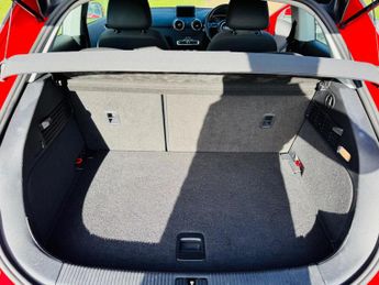 Audi A1 TFSI S Tronic Euro 5 (s/s) 3dr