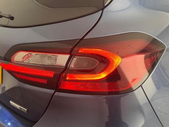 Ford Fiesta 1.0T EcoBoost MHEV Titanium Vignale Euro 6 (s/s) 5dr