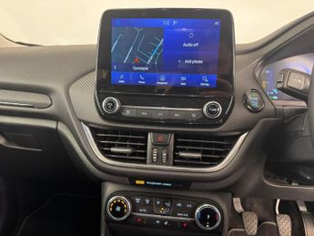 Ford Fiesta 1.0T EcoBoost MHEV Titanium Vignale Euro 6 (s/s) 5dr