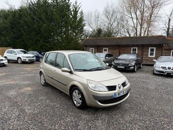 Renault Scenic 1.6 VVT Expression 5dr