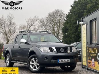 Nissan Navara 2.5 dCi Tekna Auto 4WD Euro 5 4dr