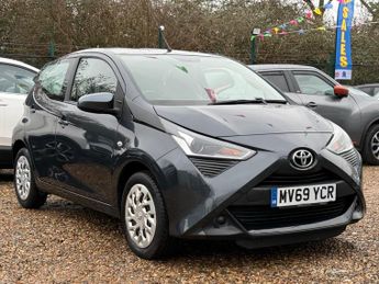 Toyota AYGO 1.0 VVT-i x-play Euro 6 5dr