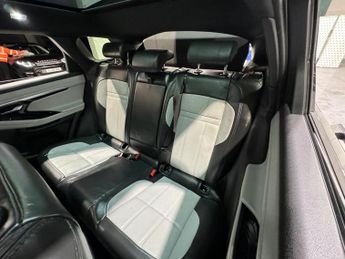 Land Rover Range Rover Evoque 2.0 D180 R-Dynamic HSE Auto 4WD Euro 6 (s/s) 5dr