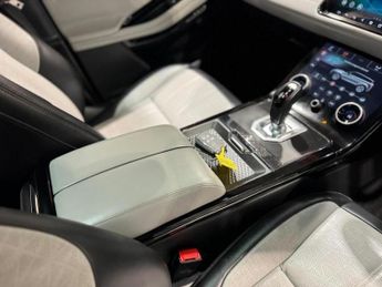 Land Rover Range Rover Evoque 2.0 D180 R-Dynamic HSE Auto 4WD Euro 6 (s/s) 5dr