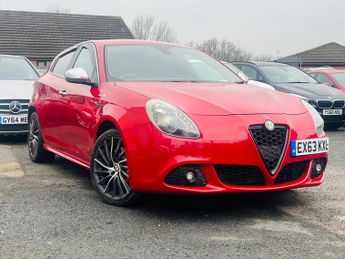 Alfa Romeo Giulietta 1.6 JTDM-2 Sportiva Euro 5 (s/s) 5dr