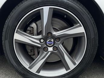 Volvo V40 2.0 D4 R-Design Lux Nav Geartronic Euro 6 (s/s) 5dr