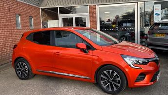 Renault Clio 1.0 TCe Iconic CVT A7 Euro 6 (s/s) 5dr