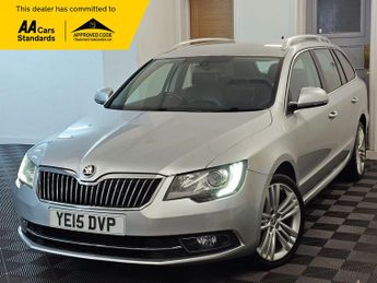 Skoda Superb 2.0 TDI Elegance Euro 5 (s/s) 5dr