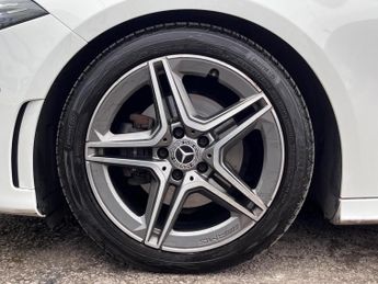 Mercedes-Benz A Class 1.5 A180d AMG Line (Executive) 7G-DCT Euro 6 (s/s) 5dr