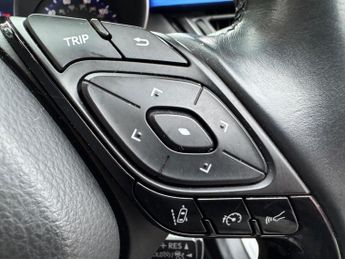 Toyota C-HR 1.8 VVT-h Dynamic CVT Euro 6 (s/s) 5dr