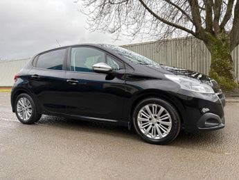 Peugeot 208 1.2 PureTech Signature Euro 6 (s/s) 5dr