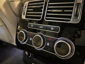 Land Rover Range Rover 4.4 SD V8 Autobiography Auto 4WD Euro 6 (s/s) 5dr