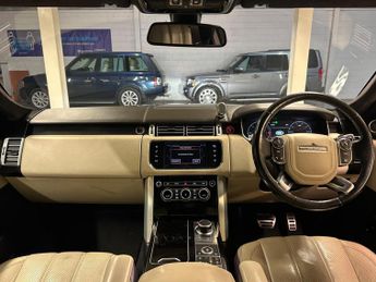 Land Rover Range Rover 4.4 SD V8 Autobiography Auto 4WD Euro 6 (s/s) 5dr