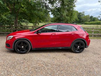 Mercedes-Benz GLA 2.0 GLA250 AMG Line (Premium Plus) 7G-DCT 4MATIC Euro 6 (s/s) 5d