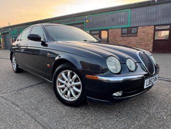 Jaguar S-Type 2.5 V6 SE Plus 4dr