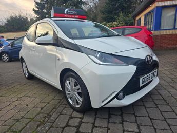 Toyota AYGO 1.0 VVT-i x-pression x-wave Euro 5 5dr Euro 5