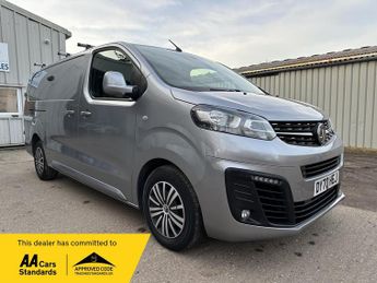 Vauxhall Vivaro 2.0 Turbo D 3100 Sportive L2 H1 Euro 6 (s/s) 5dr