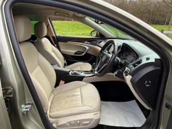 Vauxhall Insignia 2.0 CDTi Elite Nav Sports Tourer Auto Euro 5 5dr