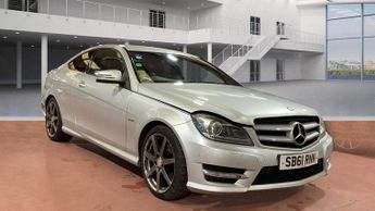 Mercedes C Class 1.8 C180 BlueEfficiency AMG Sport Edition 125 G-Tronic+ Euro 5 (