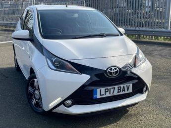 Toyota AYGO 1.0 VVT-i x-clusiv3 x-shift Euro 6 5dr