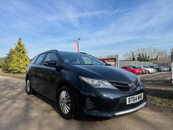 Toyota Auris 1.4 D-4D Active Touring Sports Euro 5 (s/s) 5dr