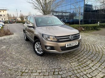 Volkswagen Tiguan 2.0 TDI BlueMotion Tech SE DSG 4WD Euro 5 (s/s) 5dr