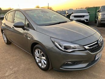 Vauxhall Astra 1.6 CDTi BlueInjection Tech Line Nav Euro 6 (s/s) 5dr