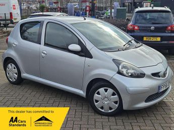 Toyota AYGO 1.0 VVT-i + Euro 4 5dr